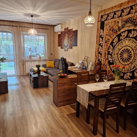 Rozina Apartman Mosonmagyaróvár Exteriör bild